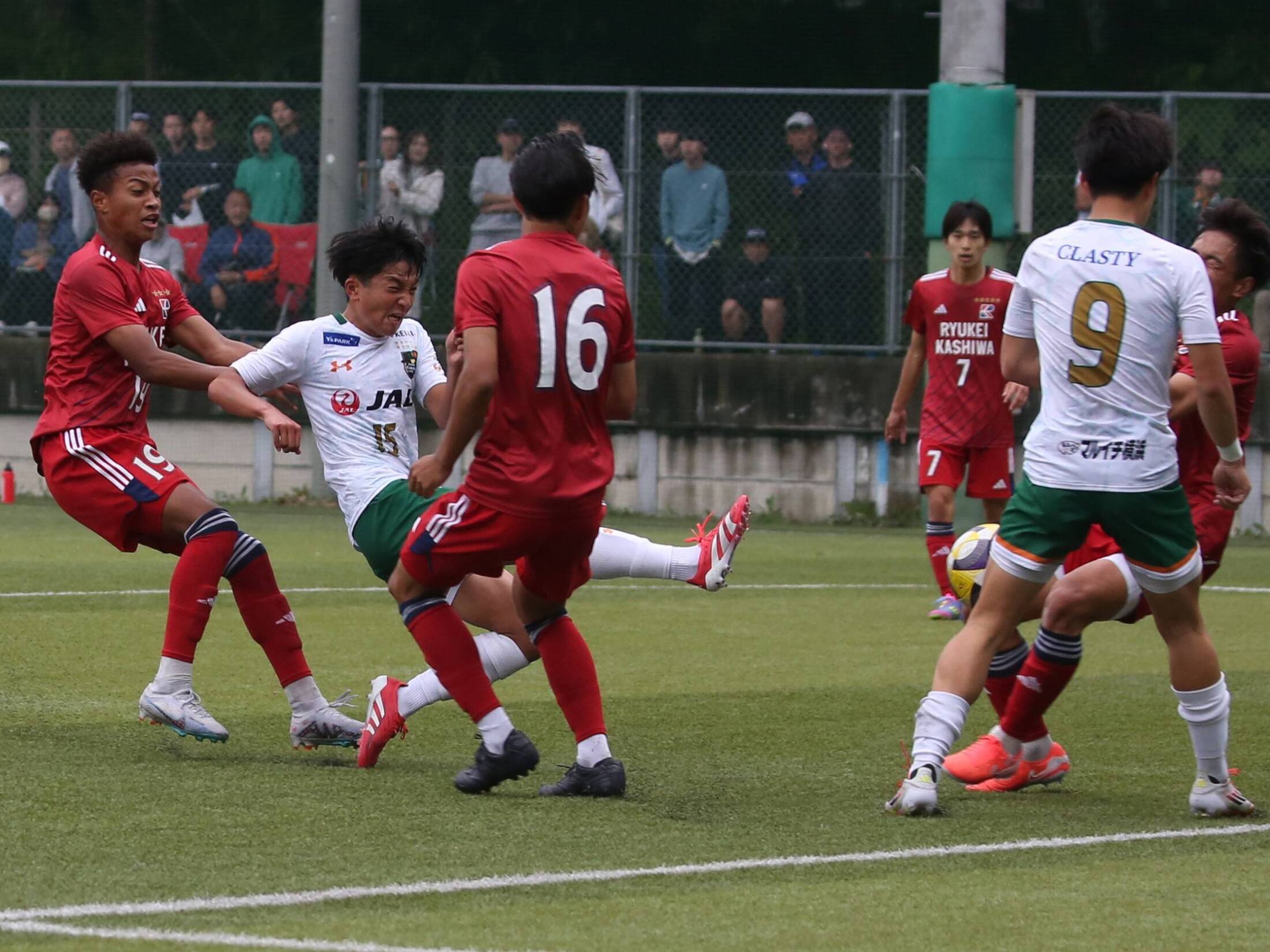自分の長所を出すよりも青森山田の勝利。強い犠牲心と声で支えた