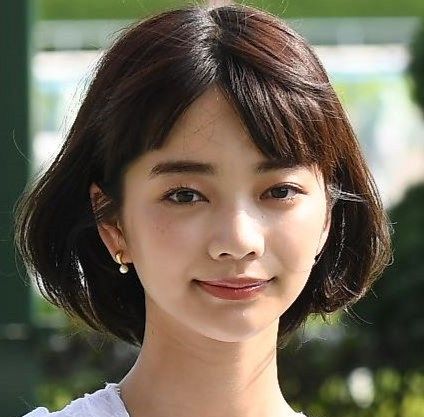 来春の朝ドラヒロイン、大河にも出演　ド派手な〝トサカ頭〟ショットの24歳女優に仰天　「うひゃぁ」「おしゃれ女すぎてすげえ！」