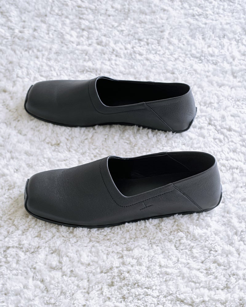LABUBU エルメス黒K ／グッチ Black Two-Tone Heel Slingback Pumps - CHARLES & KEITH US
