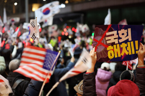 韓国の極右は別の星からやって来たわけではない