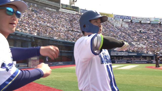 佐野恵太選手 NPBバット