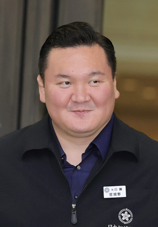 白鵬 元横綱白鵬が協会退職へ 宮城野親方、9日付（共同通信） - Yahoo