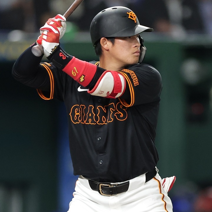 お値下げしました　坂本勇人選手ハンガー 巨人・坂本勇人が交流戦最多安打記録を更新する338安打 館山氏が