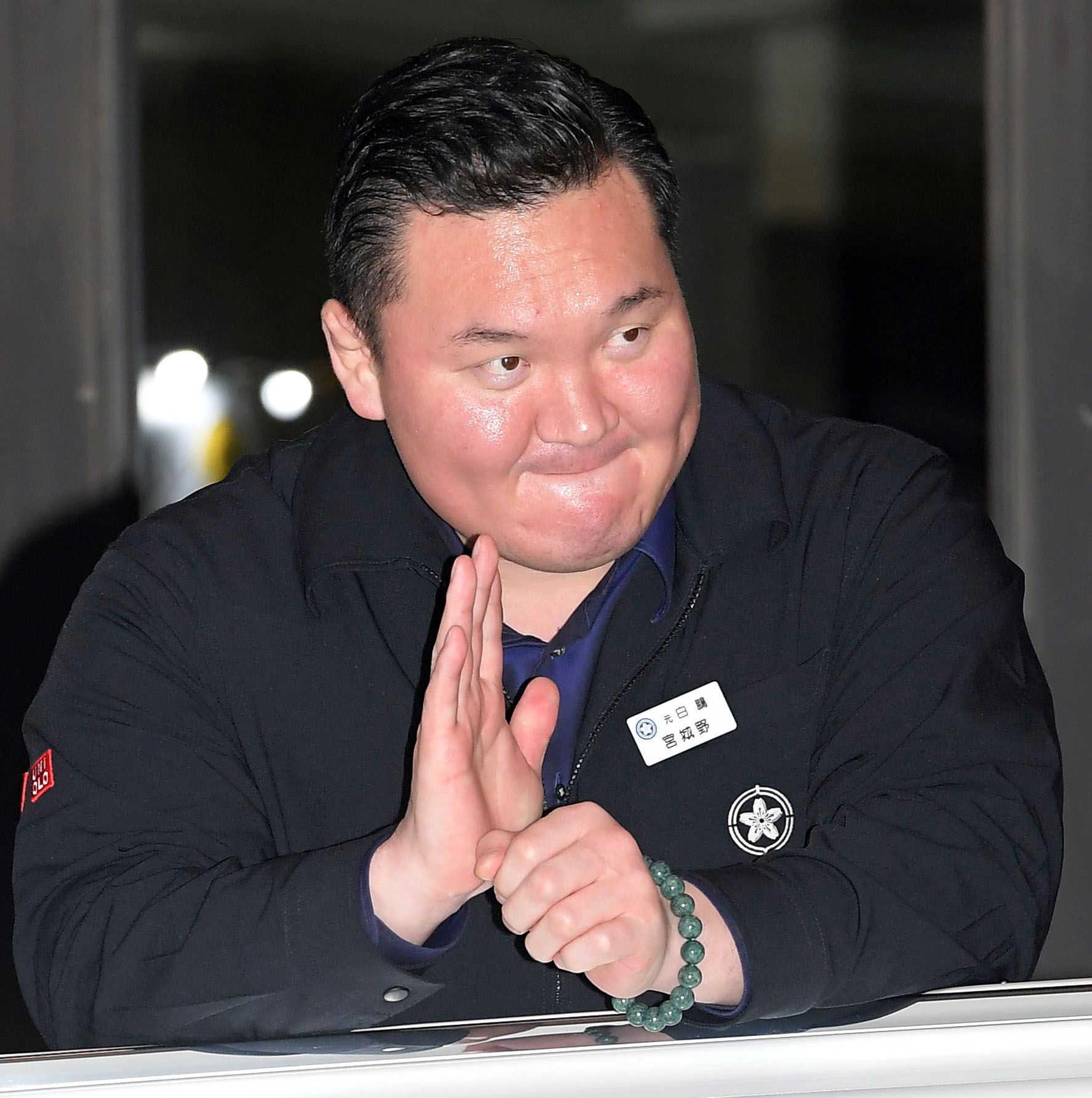 第69代 横綱白鵬(現 宮城野親方)  大相撲浴衣反物 元横綱白鵬・宮城野親方が退職 協会「部屋再開提案」「何度も