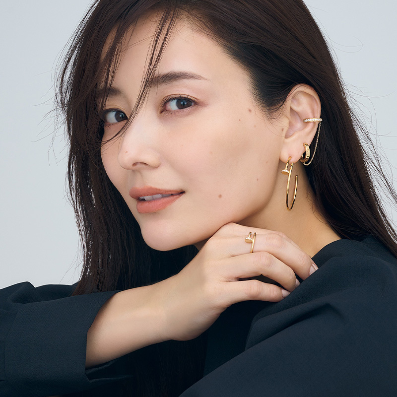 大人気【CHANEL】春夏ピアス大人の可愛さON ヴァンクリとも相性抜群】ハワイで買ったCHANELのピアスが可愛
