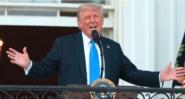ホワイトハウスでのイベントで、渡航禁止令署名に関連して話すトランプ大統領