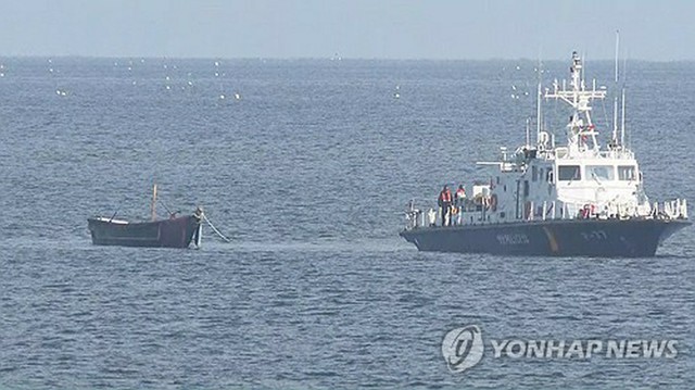 韓国軍　漂流中の北朝鮮住民4人救助＝全員が送還要求