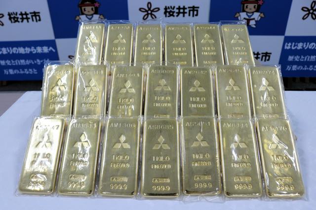 金塊20本、3.3億円分を寄贈　奈良の70代男性「避難所整備に」