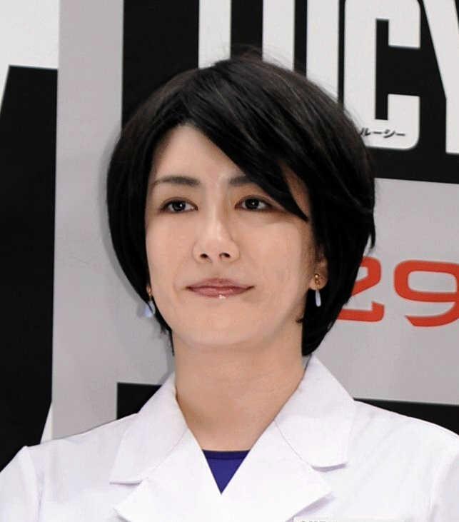 激やせして外見が変化した脳科学者の中野信子氏
