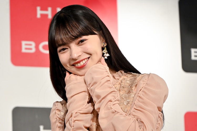 モバガチャ 夏ハロ アンジュルム 上國料萌衣 うちわ - メルカリ