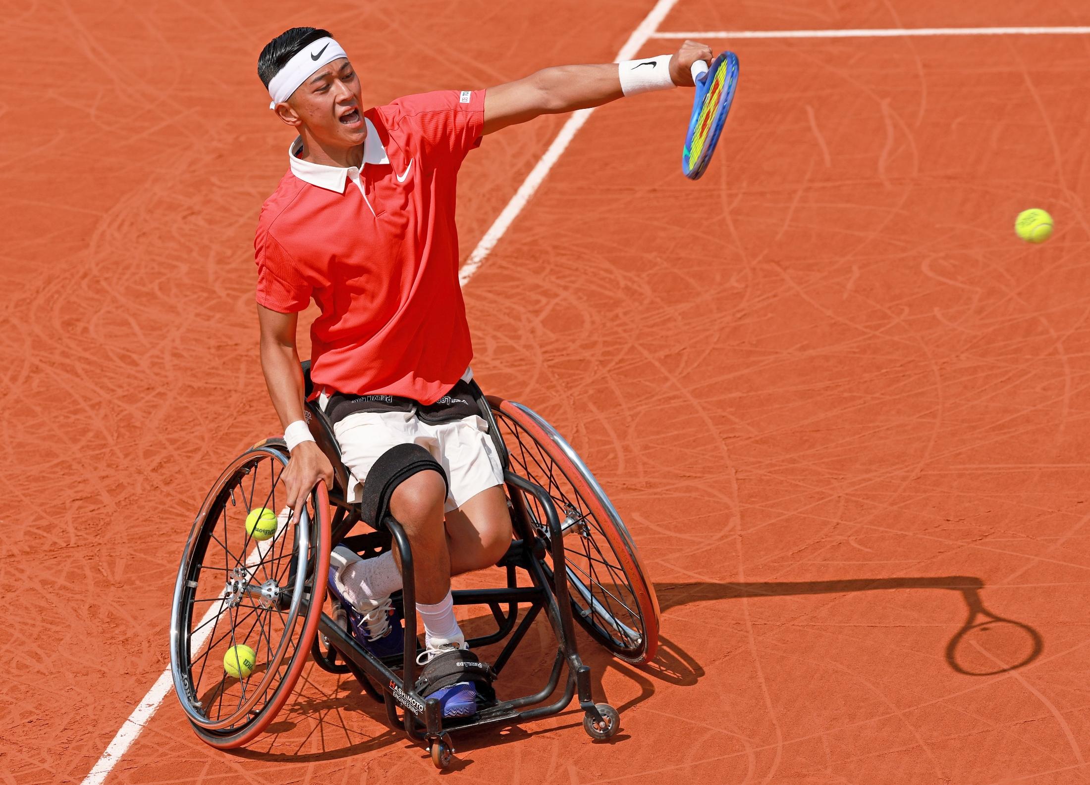 小田凱人 ストレート勝ちで全仏OP3連覇に王手、世界3位破り決勝