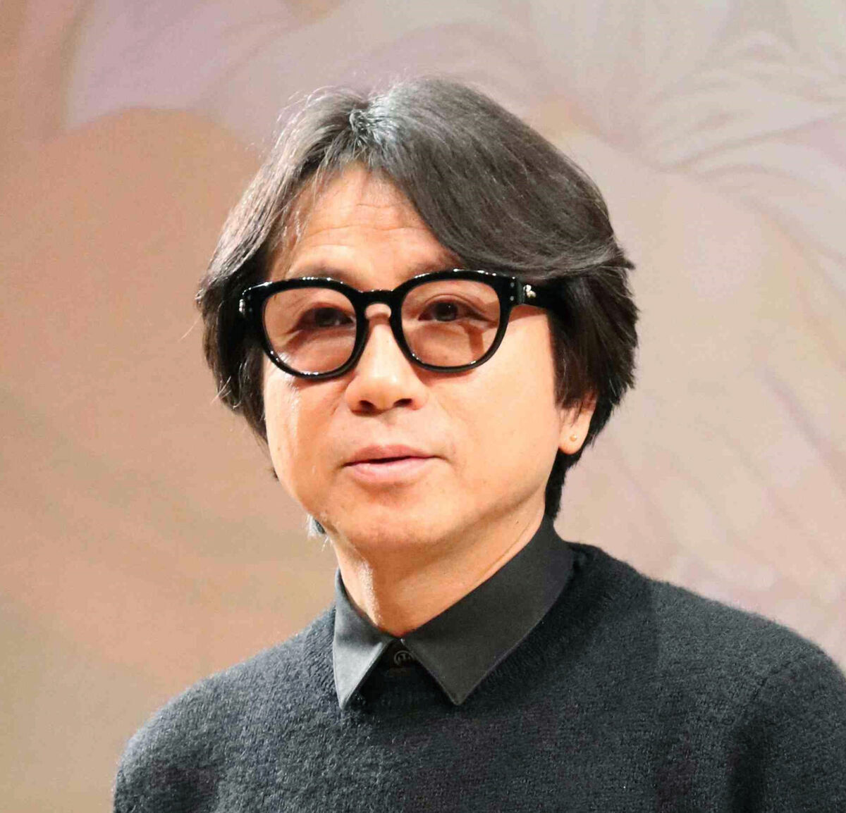 62歳・藤井フミヤ 最新姿に驚がく「ほんと」「それにしても