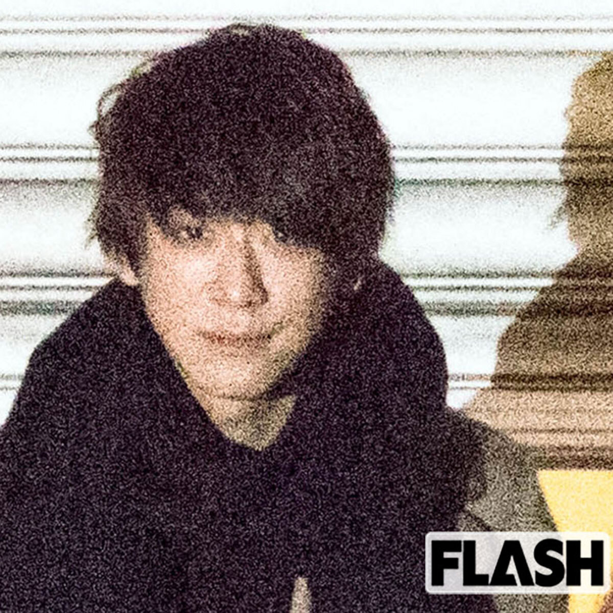 NEWS 小山慶一郎の写真、第一子誕生と公式サイトでの報告が話題