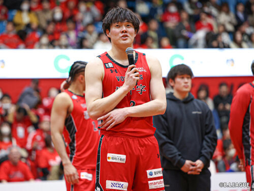 p*s様 熊本ヴォルターズ　山本翔太選手　サイン入りボールとTシャツセット i-img1200x1200-