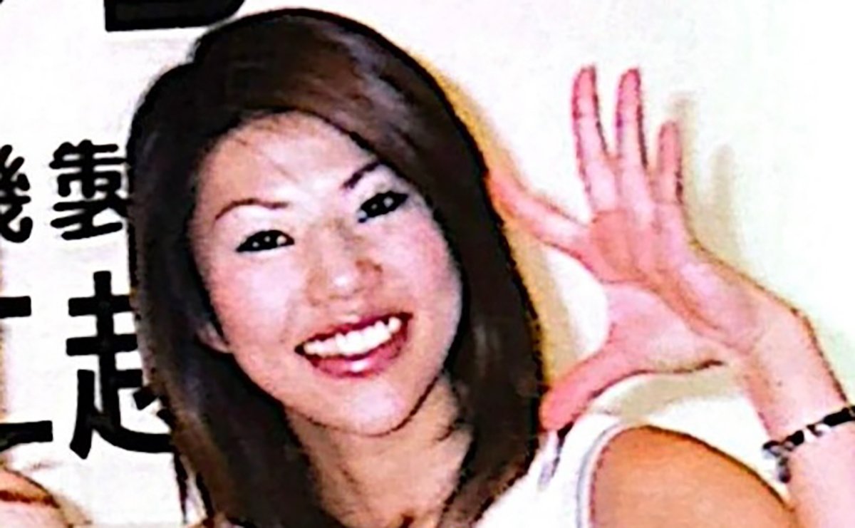 エンタの神様などでブレイクした頃の赤プルさん。セクシーな衣装で人気を集めました。