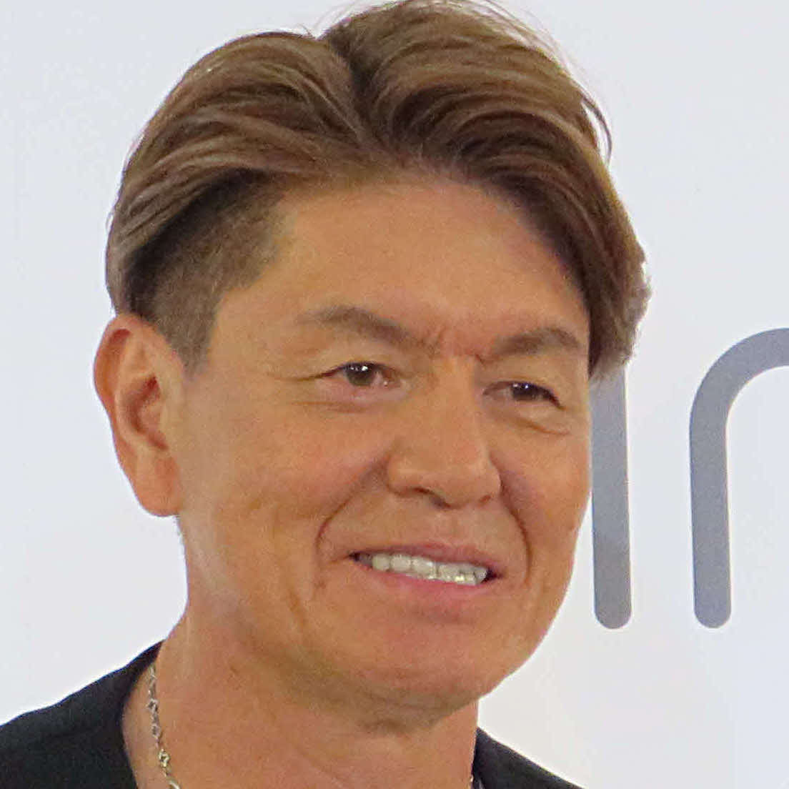 「一攫千金！宝の山」出演時のタレント・ヒロミさんの様子。旧車オークション企画の結果に注目が集まった。