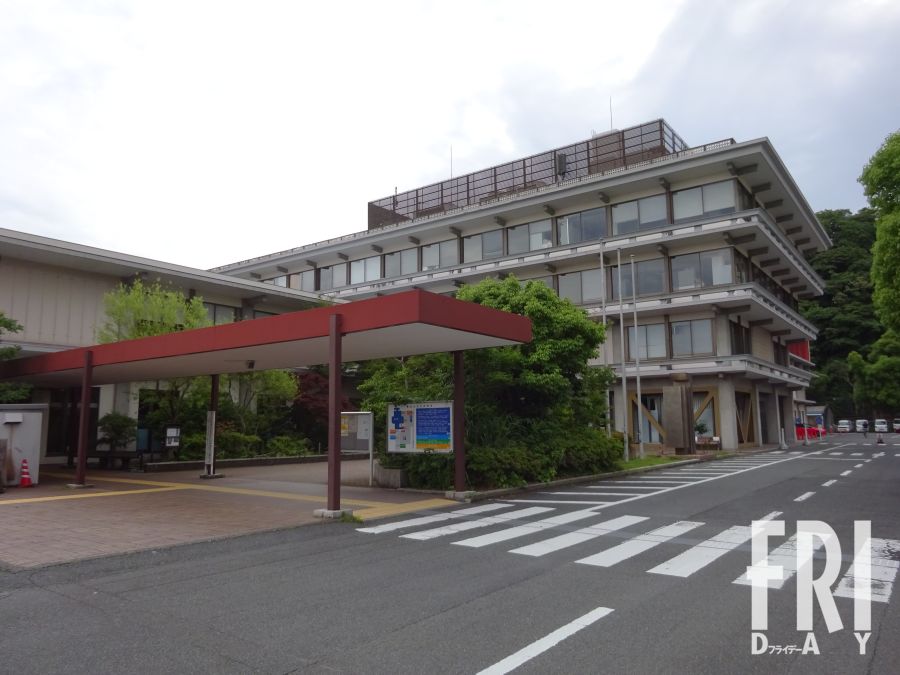 鎌倉市役所で異例の大量退職、職員15人が突然職場を去った深刻な背景