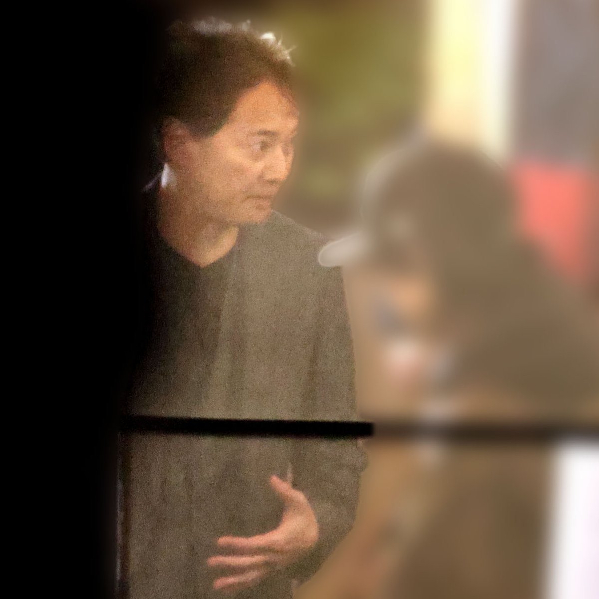 中居正広氏、フジテレビとのトラブル長期化で痩せた様子