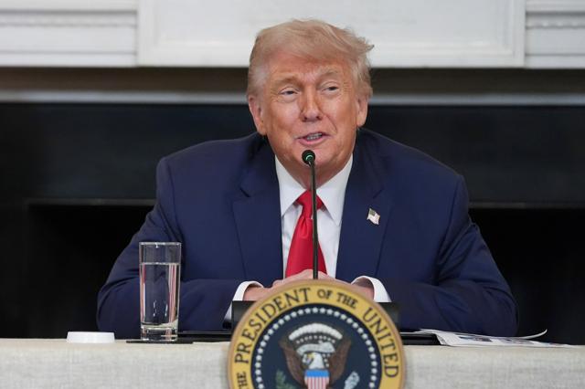 トランプ氏、グレタさんに「怒りの制御学べ」　因縁の相手に再び