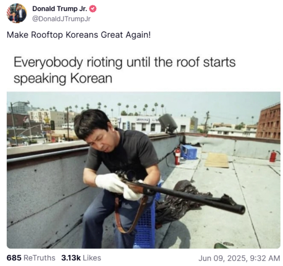 1992年LA暴動で屋上から武装し商店を守る韓国系アメリカ人