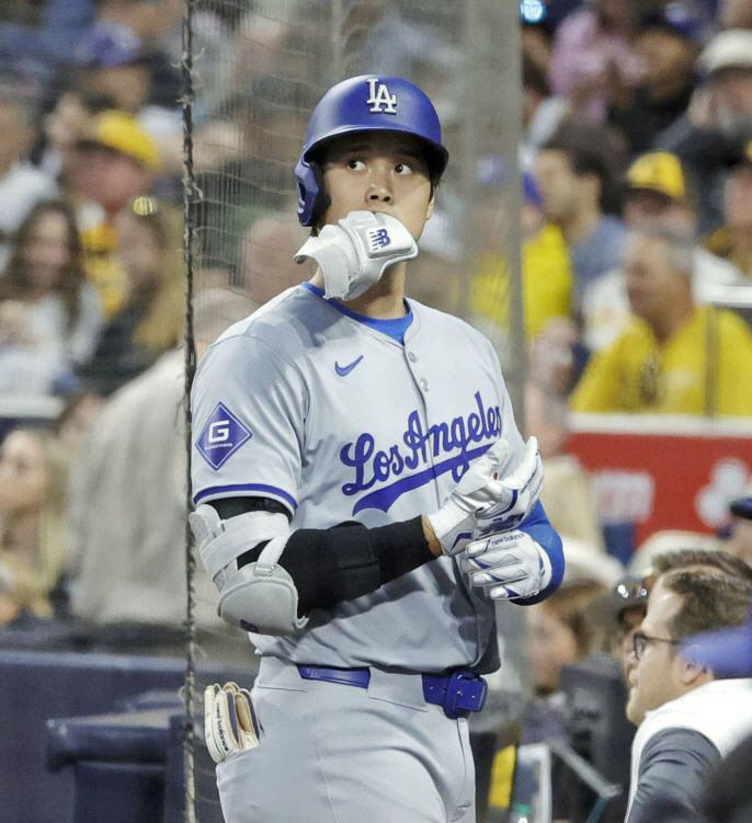 大谷翔平 第2打席は見逃し三振 解説者「まさかの真ん中という