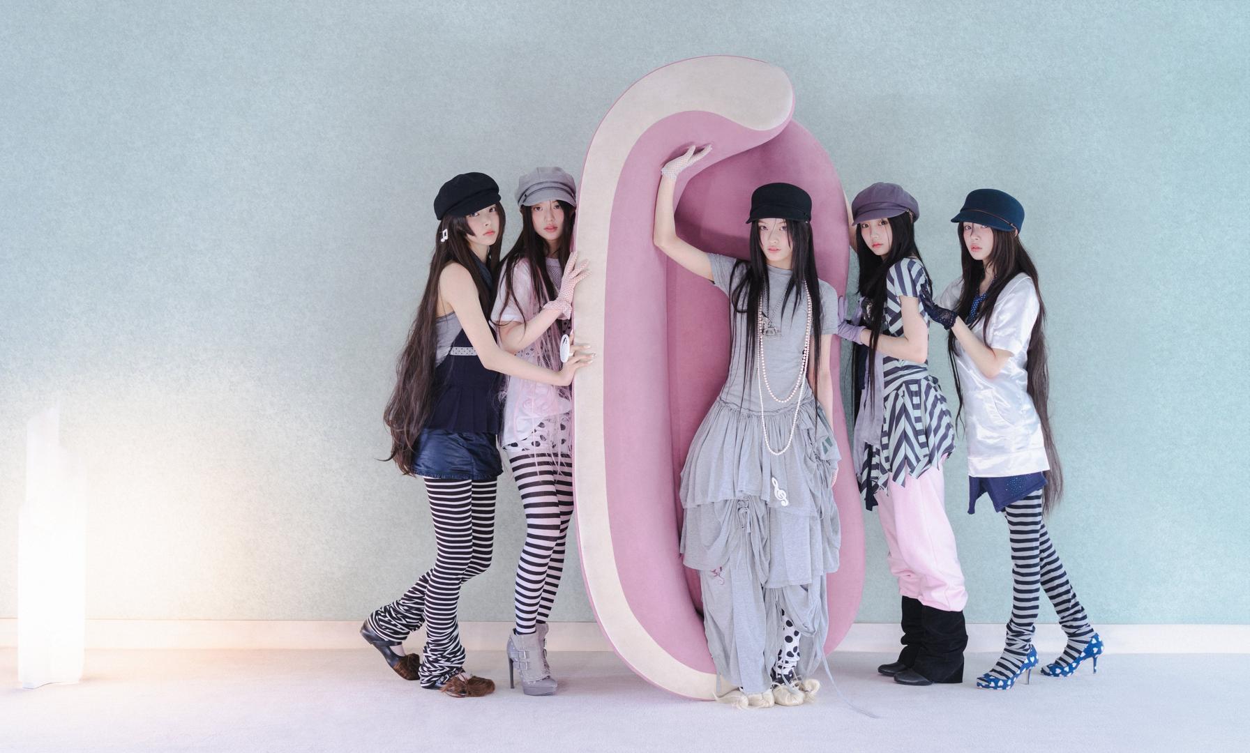 ILLIT、3rdミニアルバム「bomb」PINK BOMBバージョンの