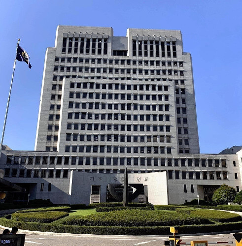 元徴用工訴訟、新たに原告４人に計９５００万円の解決金支払い…受領済み２６人に