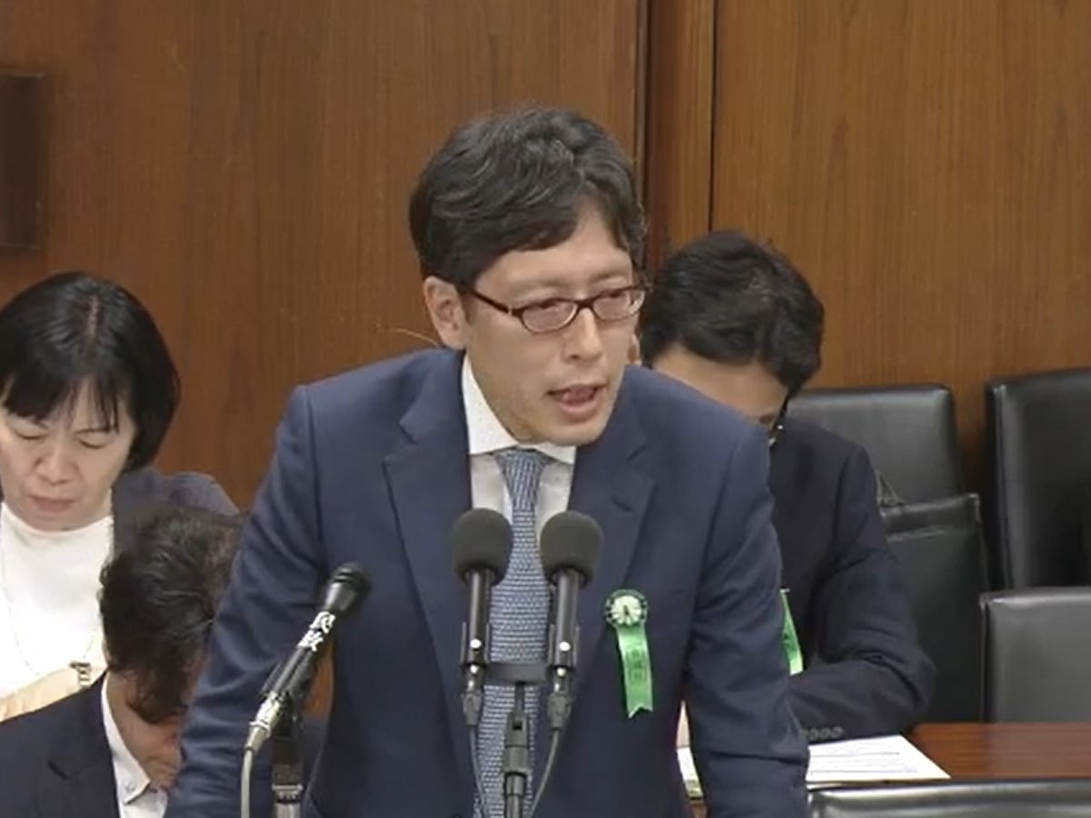 衆院法務委員会で選択的夫婦別姓に否定的な意見を述べる竹田恒泰氏 (撮影日: 6月10日)