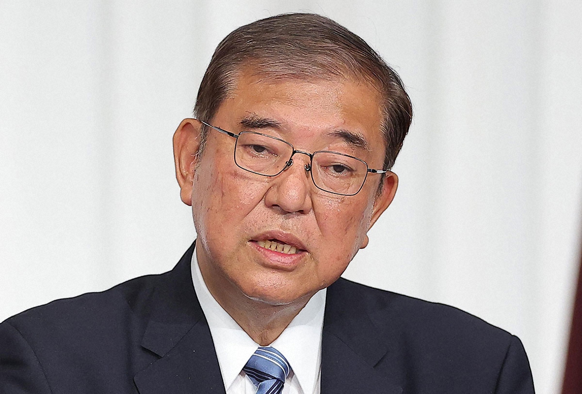 石破茂首相、税収上振れと現金給付に関する党首討論にて