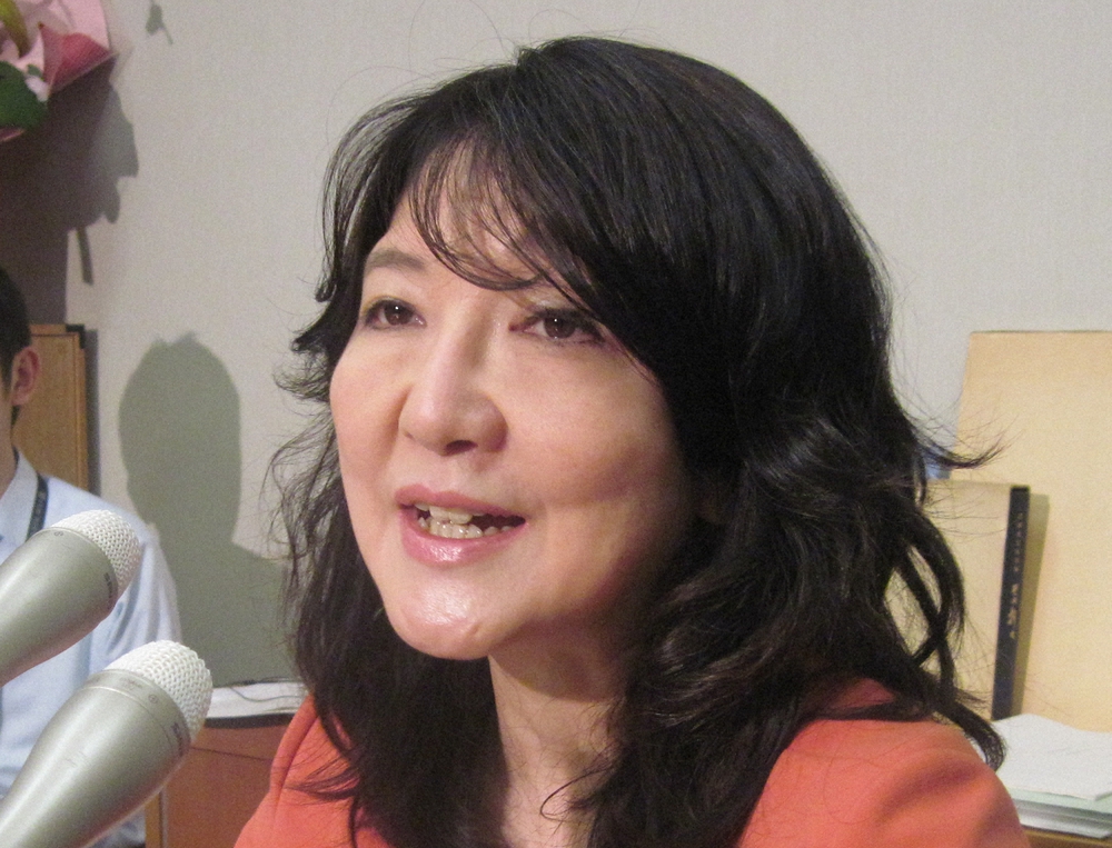 物価高対策の給付金案について語る片山さつき参院議員