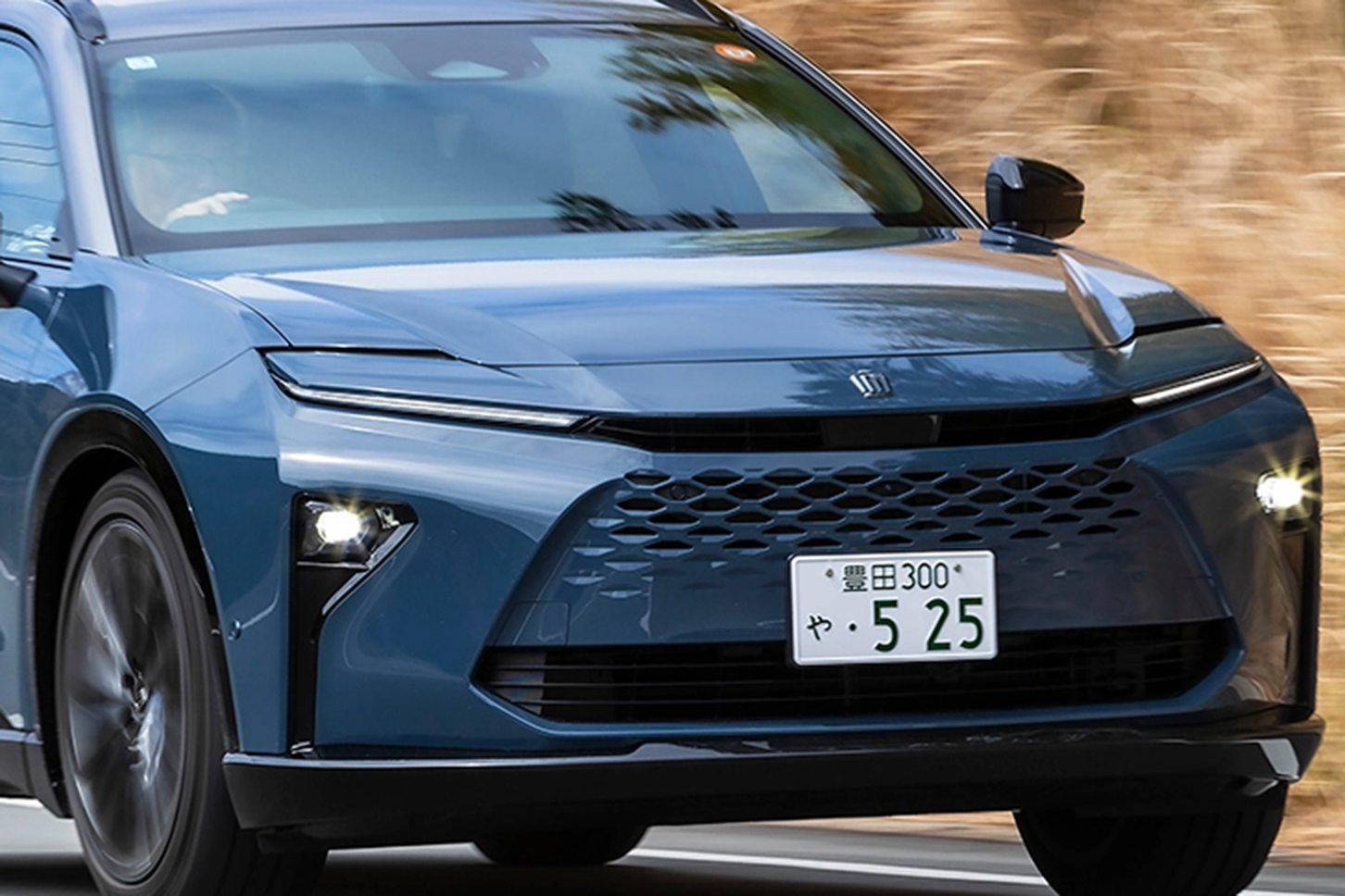 新型クラウンの本命は、SUVとワゴンのいいとこ取りで超快適