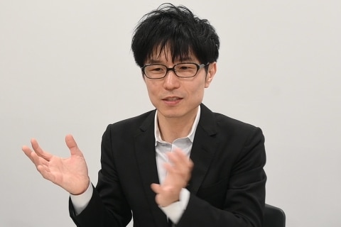 改正給特法を批判する公立高校教員、西村祐二氏