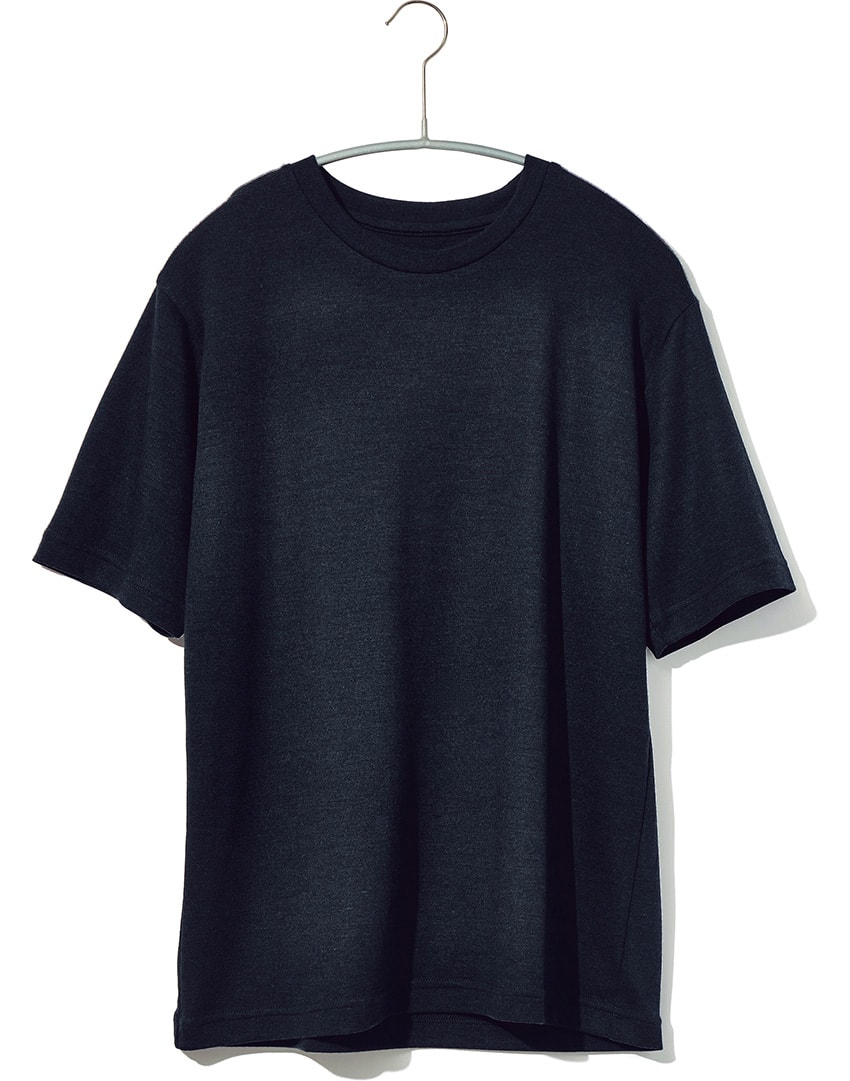 WDW アナ　寝起きTシャツ セール】アシンメトリー 肩アキ オーロラ ワッペン Tシャツ