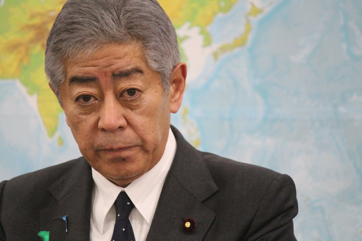 参院外交防衛委員会で答弁する岩屋毅外相（トルコ人ビザ免除問題）