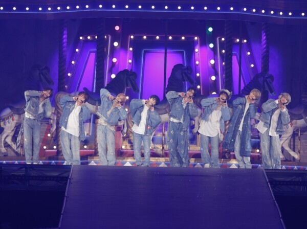 Hey! Say! JUMP、『H⁺』ツアー映像作品リリース 初回限定盤に