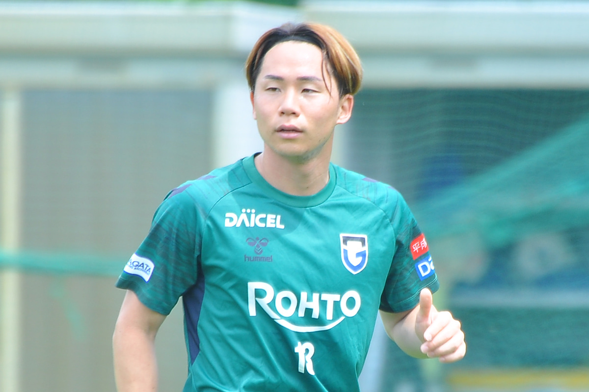 FC東京　ガンバ大阪　安部柊斗　ユニフォーム　M UDN SPORTS - アスリートが、社会を変える。あなたと変える。