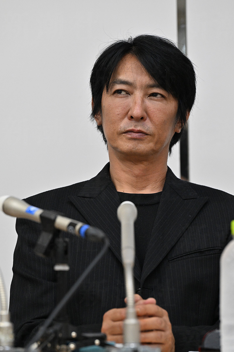 平本淳也氏の肖像。被害者への謝礼支払いを求める調停を申し立てた元「当事者の会」代表