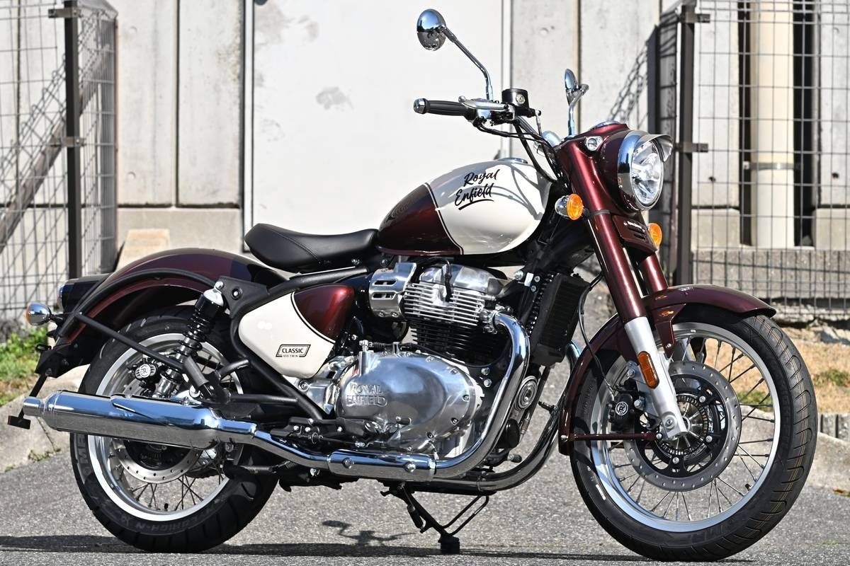 クラシックシリーズ最大「クラシック650」日本上陸 メッキパーツ