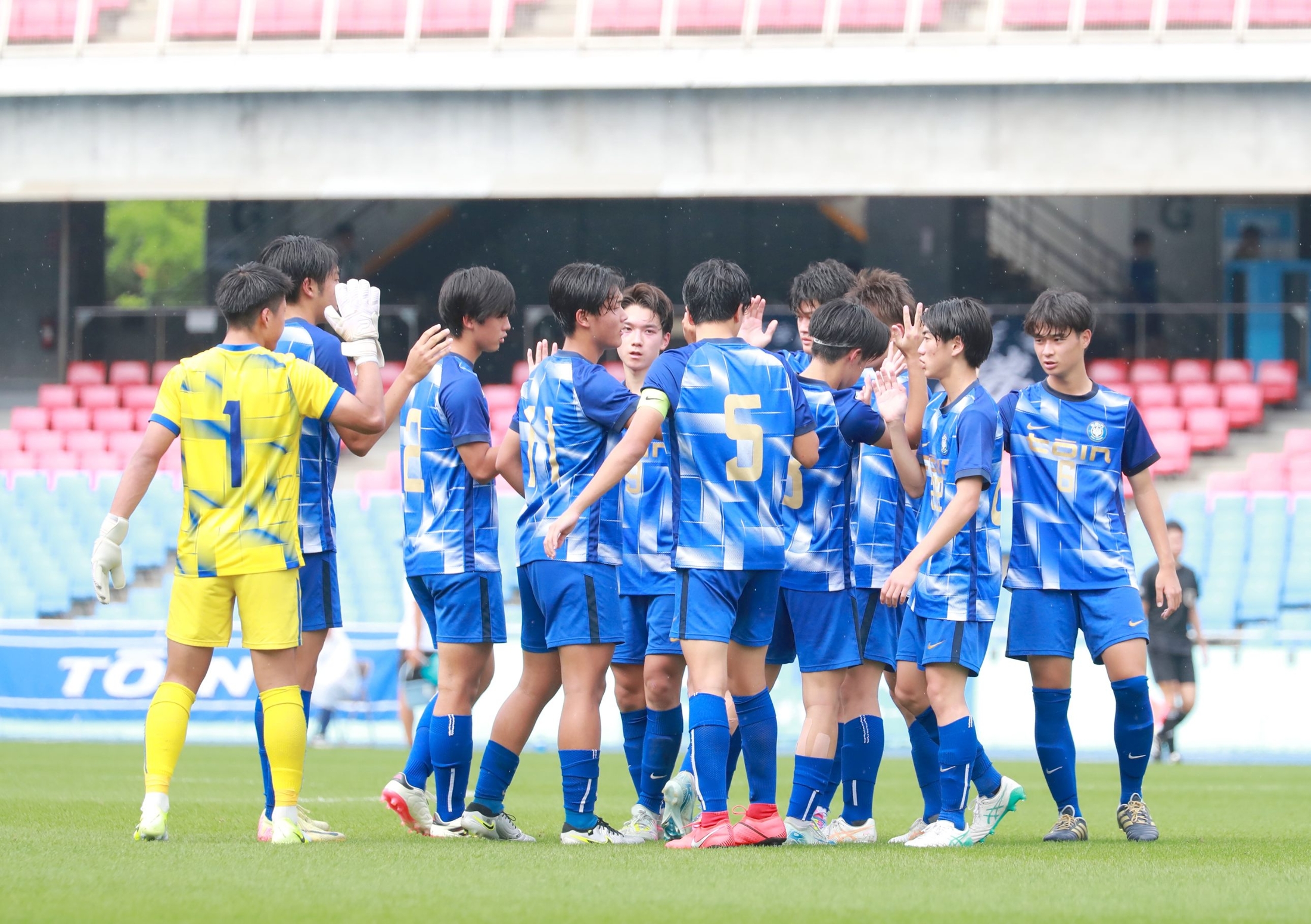 桐蔭学園ヘッドギア 桐蔭学園ラグビー部 ヘッドキャップ - メルカリ