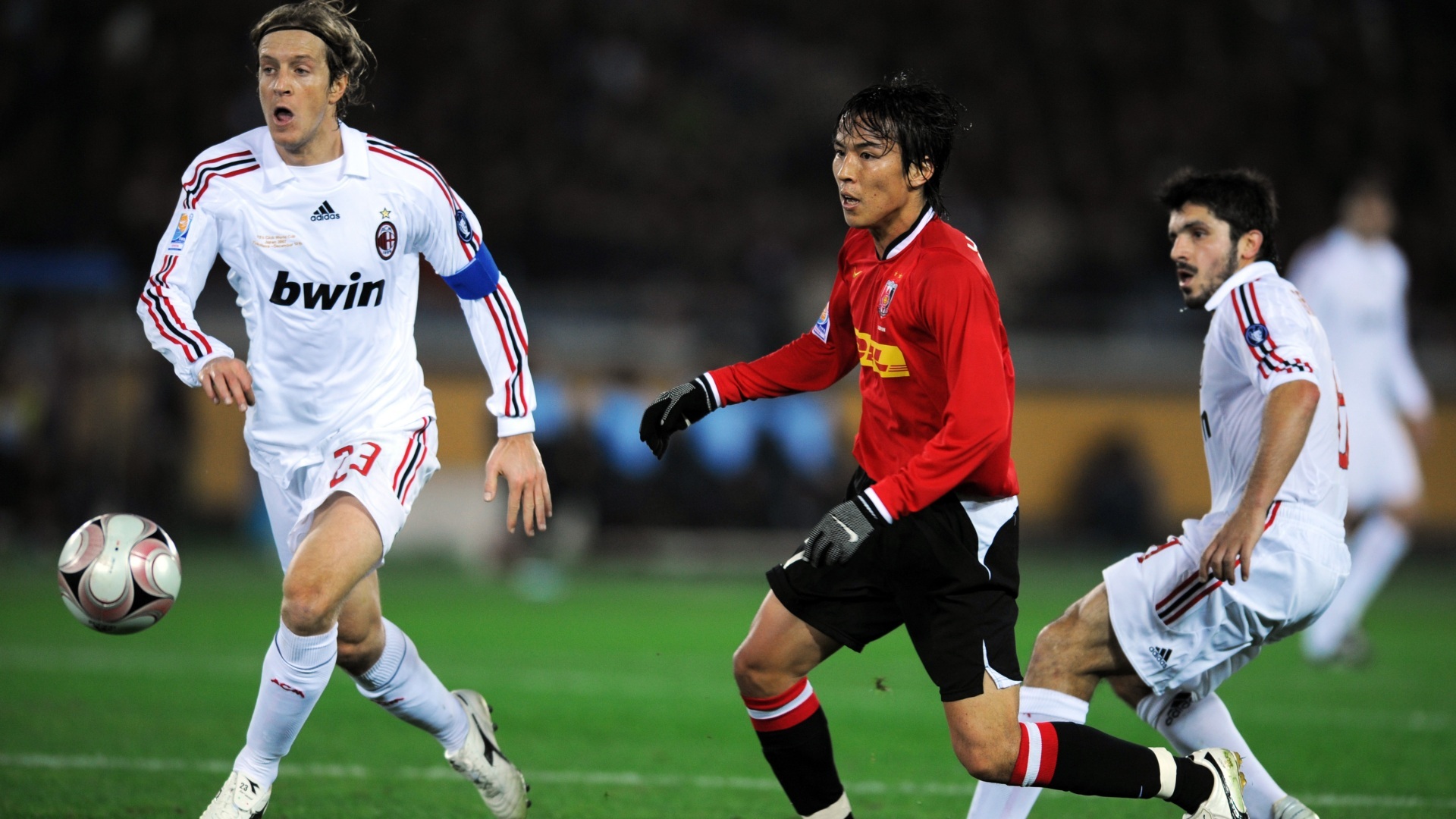 浦和レッズvsACミラン 2007.12.12クラブW杯準決勝記念マフラー 浦和レッズvsACミラン 2007.12.12クラブW杯準決勝記念マフラー