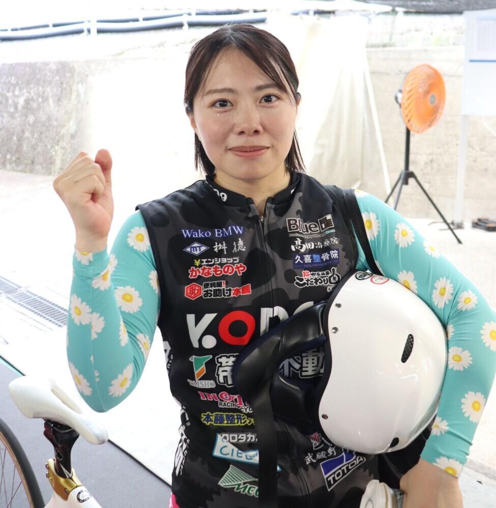 期間限定のお買い得商品 愛知でデビュー、結婚で埼玉移籍の大分出身27歳ガールズ選手 トップス