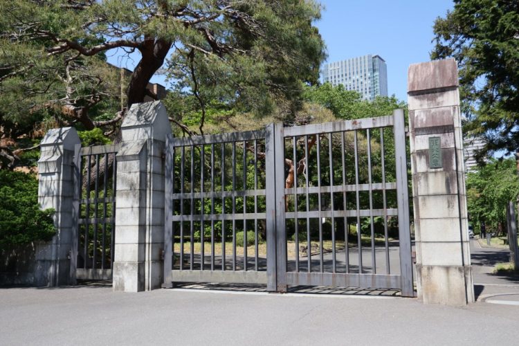 東北大学の建物。総合型選抜を重視し、学力重視の推薦入試で高い実績を上げている日本の難関国立大学。