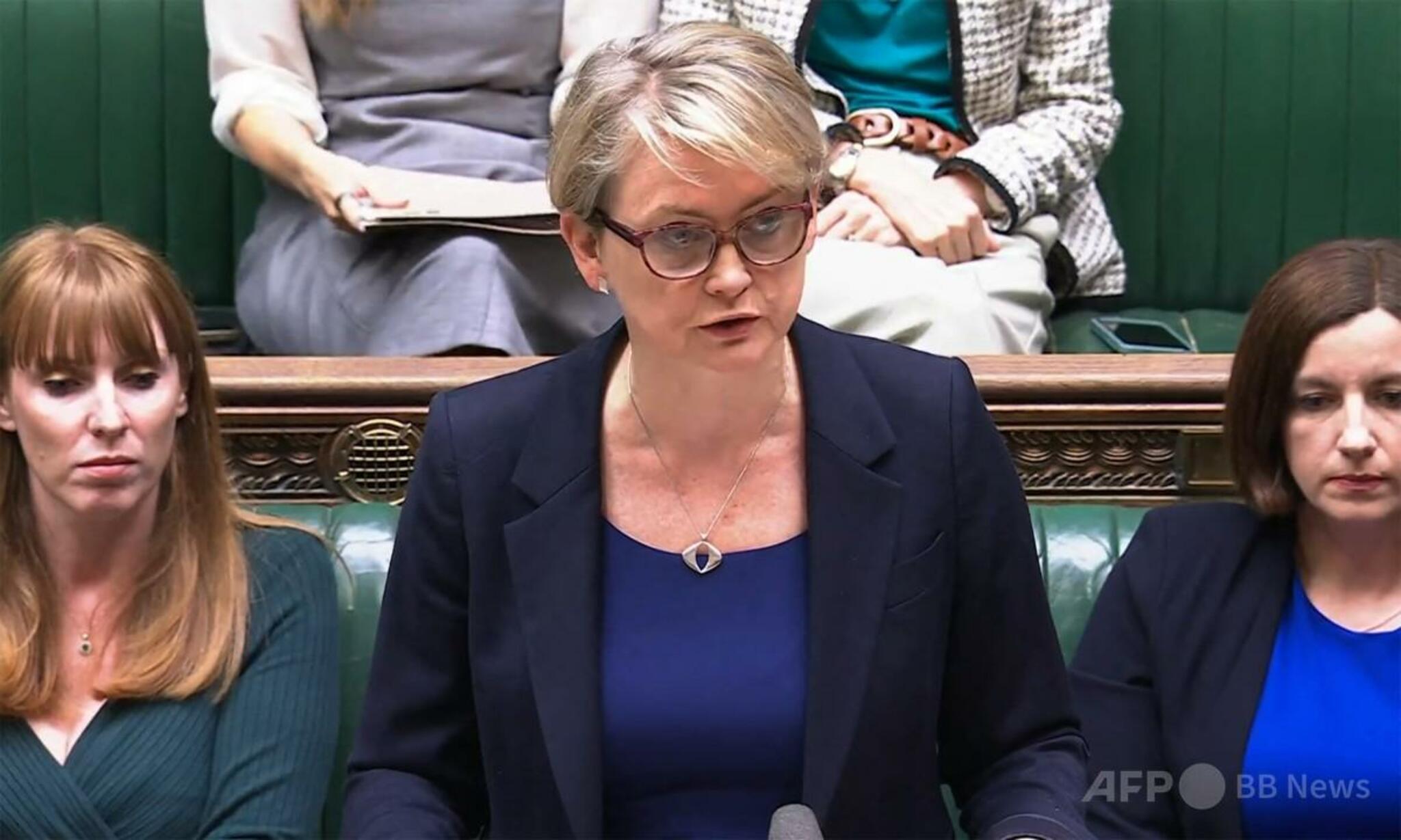 英議会で、グルーミングギャングに関する報告書に触れ、対策について発言するイベット・クーパー内相