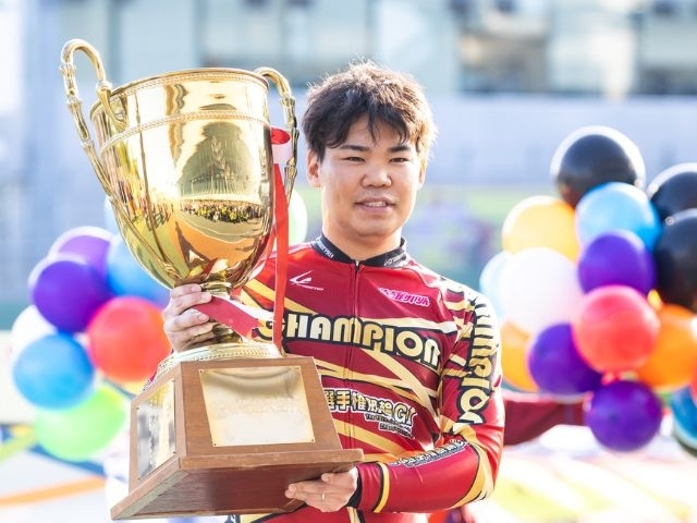 keirinman11さん専用！！第70回高松宮記念杯競輪　ウェアー KEIRINグランプリ2023への道 第74回高松宮記念杯競輪 - YouTube