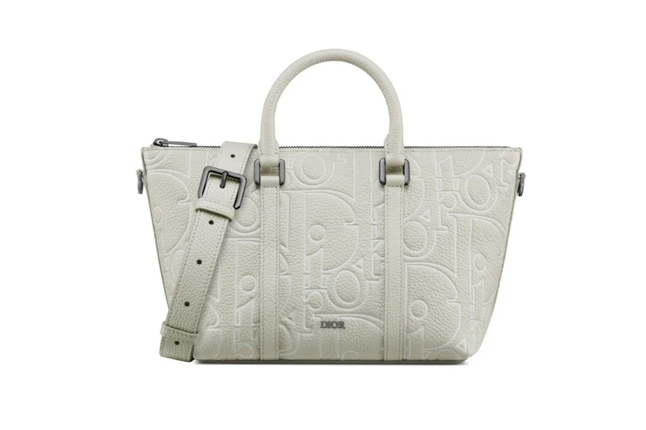 DIOR】バックパック、ショルダーも続々登場。大人が買うべき