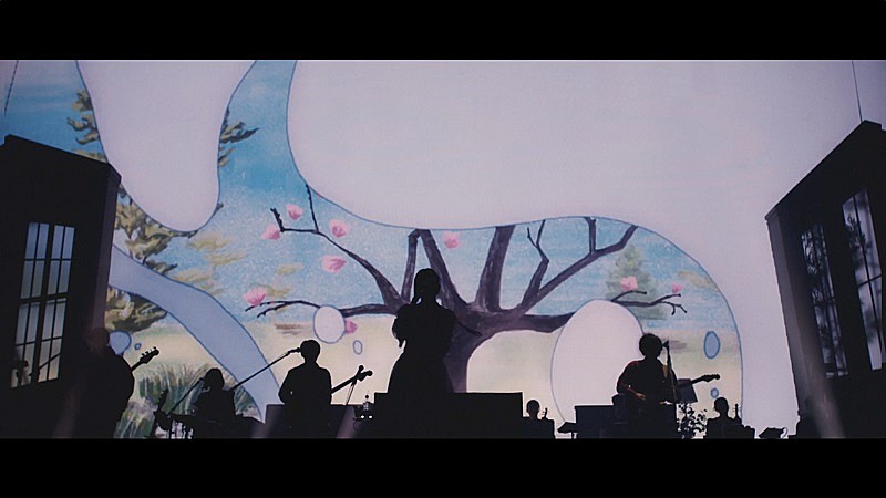 ヨルシカ、『ヨルシカ LIVE 2024「前世」』BD＆DVDより「晴る