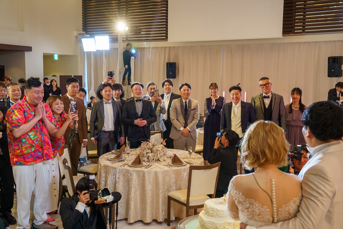 最も 割引 有吉の壁』でインポッシブル・ひるちゃん夫妻の結婚披露宴を開催 コスプレ衣装