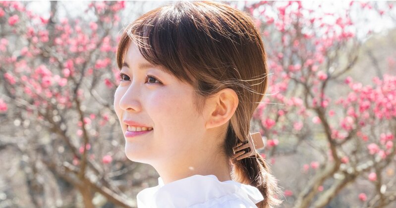 同志社大学のキャンパスで活発な学生生活を送る学生たち