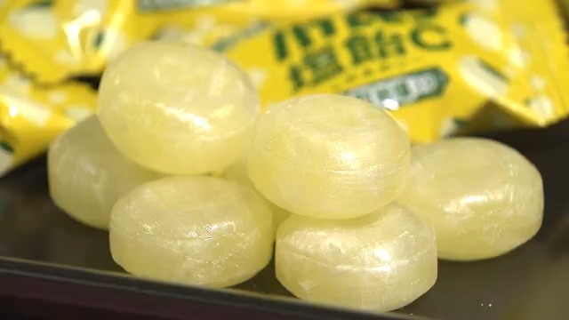 あの味で手軽に塩分を 熱中症対策に人気商品「ハイレモン」味の