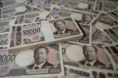 新NISAシミュレーション】積立金額6万円の場合、15年間で資産は